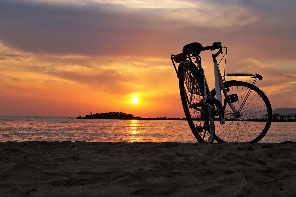 Beach Side Cycling - Collection Beach Side Cycling - Collection